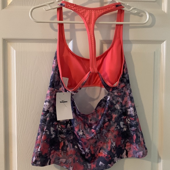 NWT Woman’s Swim Tank - Picture 2 of 4